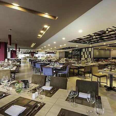 Novotel Suites Hanoi-3